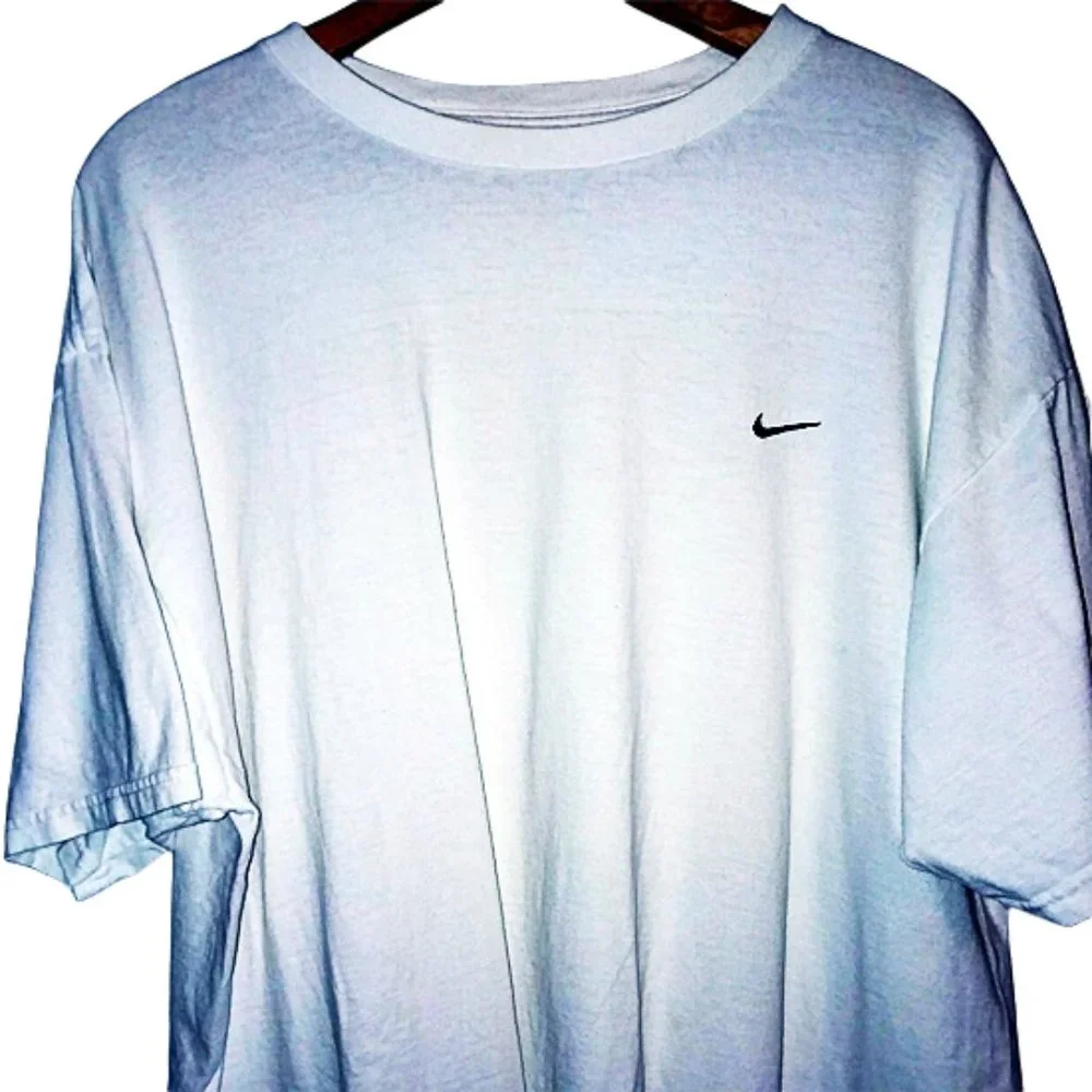 Nike Men's White T-Shirt Embroidered Swoosh Sz X-Large